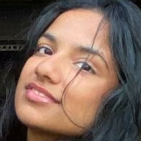 Abby Govindan Naakt