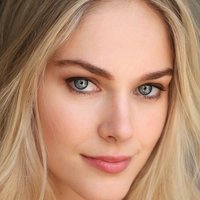 Abigail Naakt