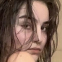 Adriana Hall Naakt