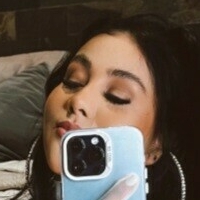 Adrianalobo Naakt