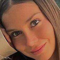 Agos Arias Naakt