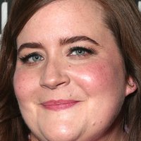 Aidy Bryant Naakt