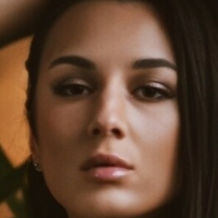 Aisha Ahmedova Naakt