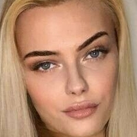alarna Naakt