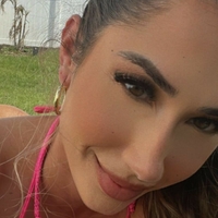 Alena Perez Naakt