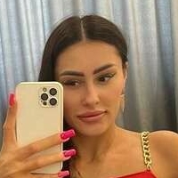 Alena Sayhii Naakt