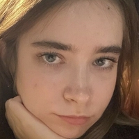 Alessia M Naakt