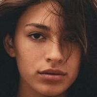 Alexandra Colton Naakt