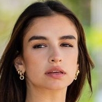Alexandra Nicole Naakt