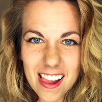 Ali Spagnola Naakt