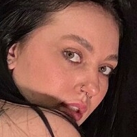 aliaska_page Naakt
