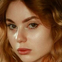 Alice Li Naakt