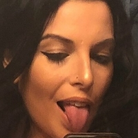 Alicia Costello Naakt