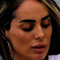 Alin Levi Naakt