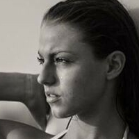 Alina Marzi Naakt