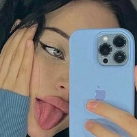 Alina Shmakova Naakt