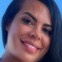 Aline Araújo Naakt
