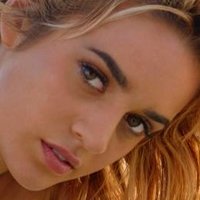 Allie Ayers Naakt