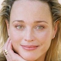 Allison Mackie Naakt