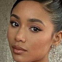 Ally Rossel Naakt