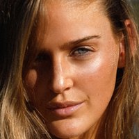 Alyce Crawford Naakt