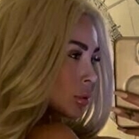 Amber Emery Naakt