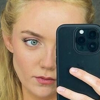 Amelia Kenworthy Naakt
