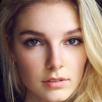 Amélie Tremblay Naakt