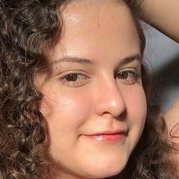 Ana Bluhen Naakt