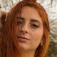 Ana Rezende Naakt