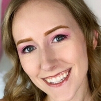 Anatyla Naakt