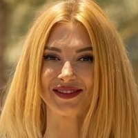 Andreea Balan Naakt