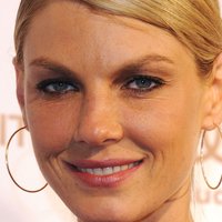 Angela Lindvall Naakt