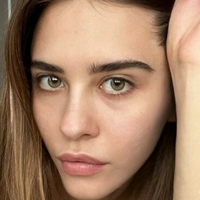 Angela Nikolau Naakt