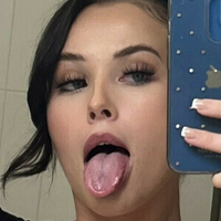 angelfacdd8 Naakt
