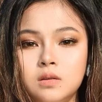 Angeli Khang Naakt