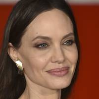 Angelina Jolie Naakt