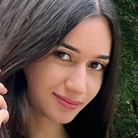 Angelina Naakt