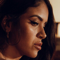 Angie Henao Naakt