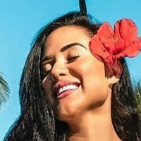 Angie Villa Naakt