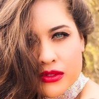 Anissa Eve Naakt