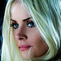 Anita Briem Naakt