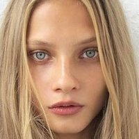 Anna Selezneva Naakt