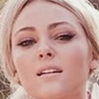 AnnaSophia Naakt
