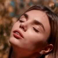 Anneth Dimitrieva Naakt