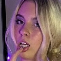 Annie Angel Naakt