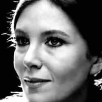 Anouk Ferjac Naakt