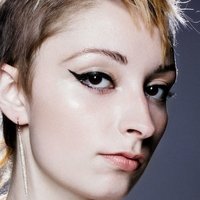 Arielle Holmes Naakt