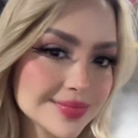 AriGameplays Naakt