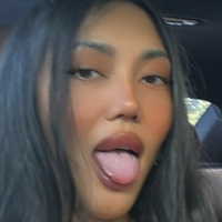 Armani Batoon Naakt